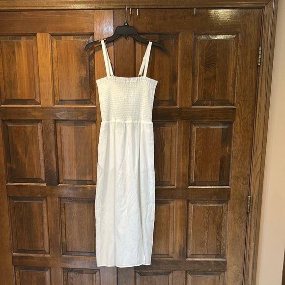 NWT Nordstrom Rack WAYF Smocked Midi Dress Sleeveless Summer Graduation Medium - Picture 4 of 10